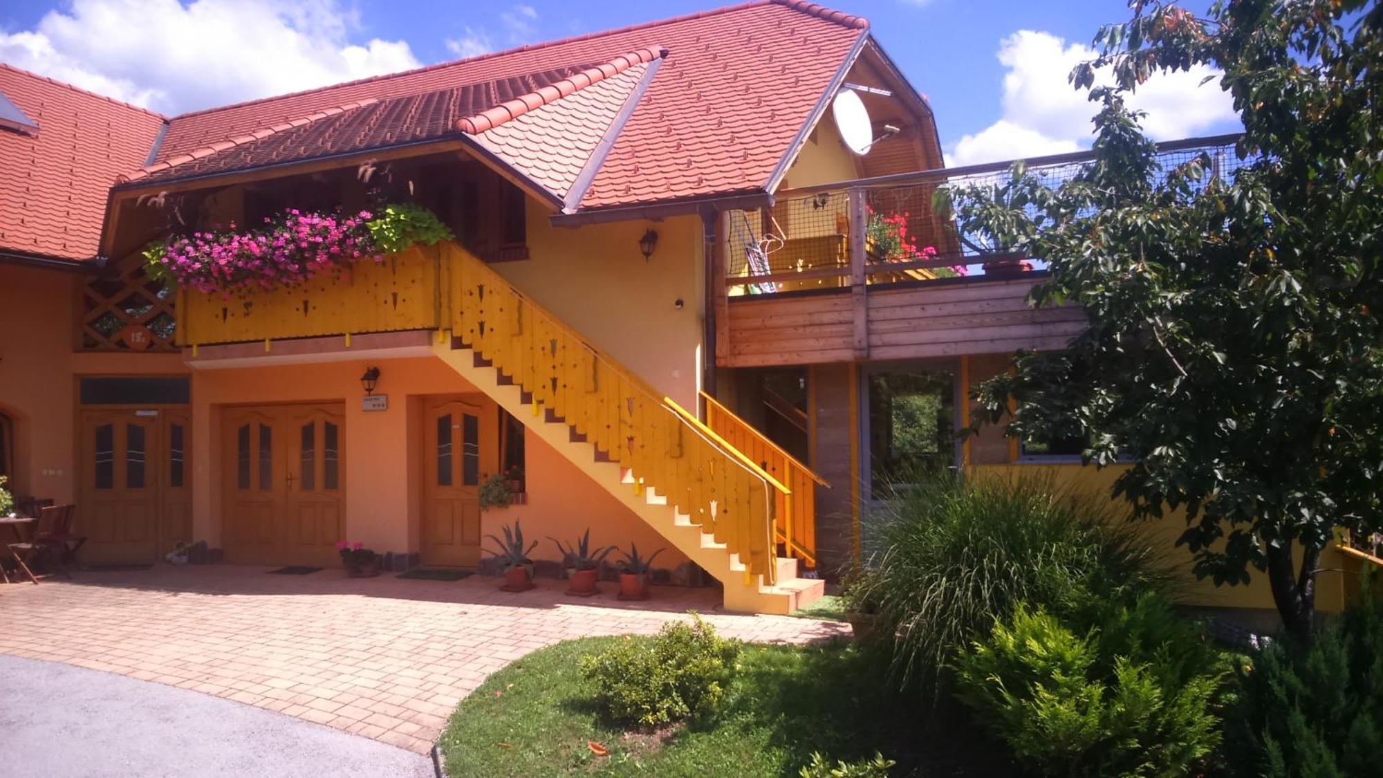 Apartment Beli Zajec Мозирие Екстериор снимка
